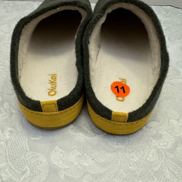 OluKai Men’s 11 Hamani Hulu Wool Slippers Dusty Olive Mustard Mule Shoe‎ Slip On